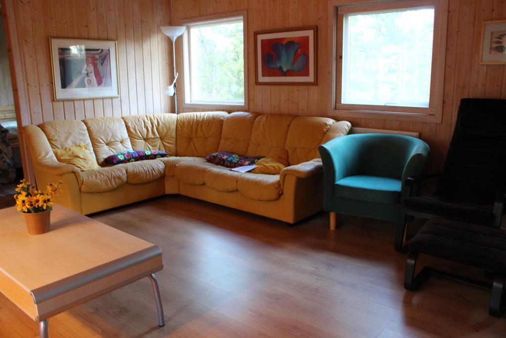 Lilla Sandereds Gard Holiday home *